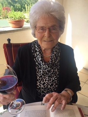 Maria Staab an ihrem 90. Geburtstag